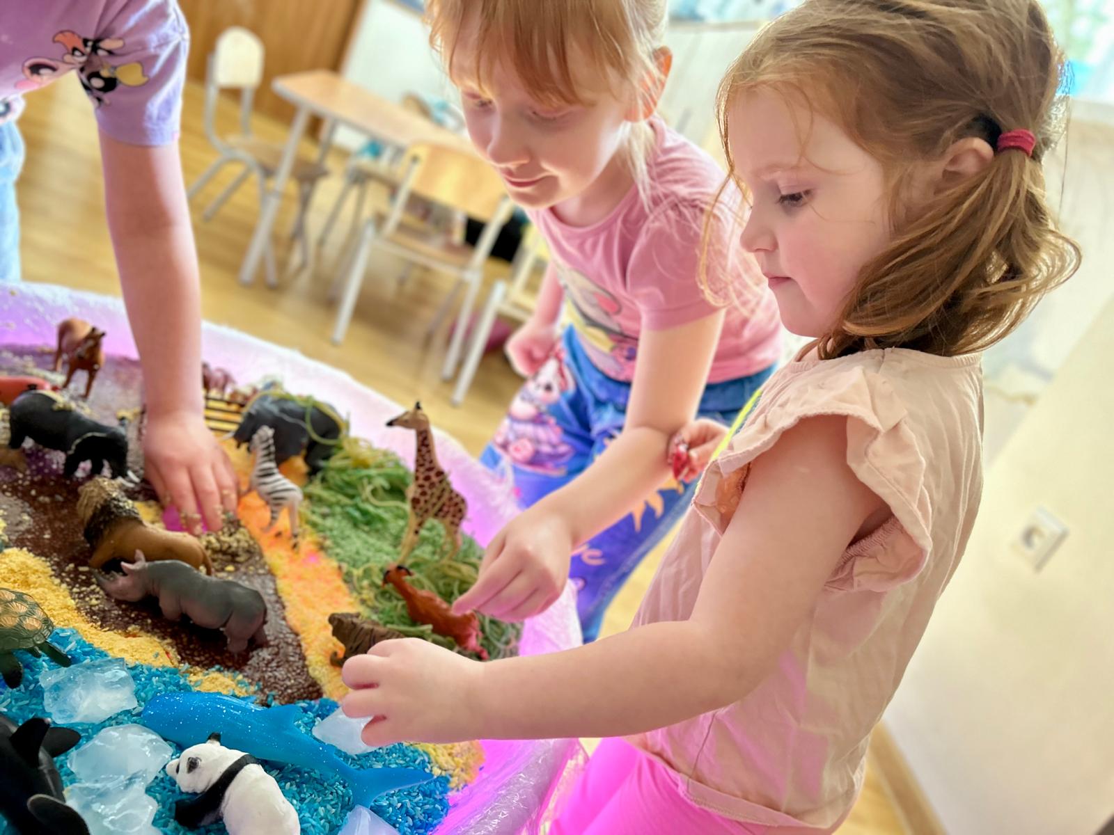 na str. główną obok 'o nas' (2)